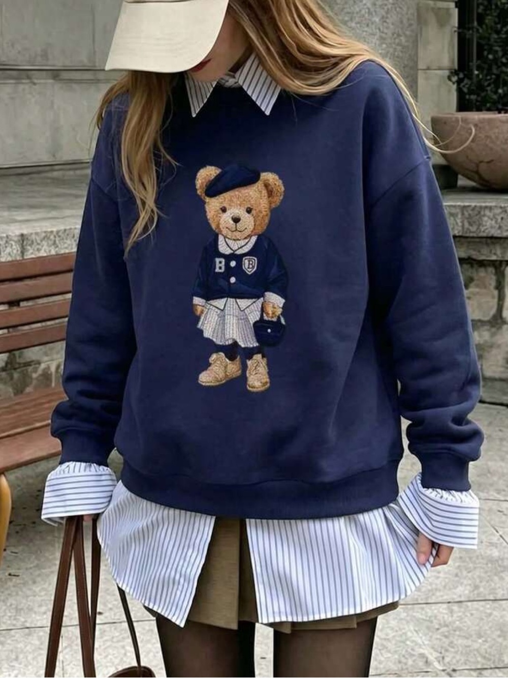 Academy Style Bear Pattern Pullover Sweatshirt, Long Sleeve Ribbed Crew